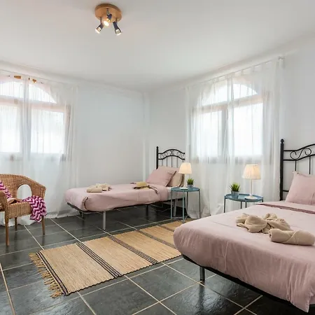 2 Charming Private Pool And Sea View Вилла *