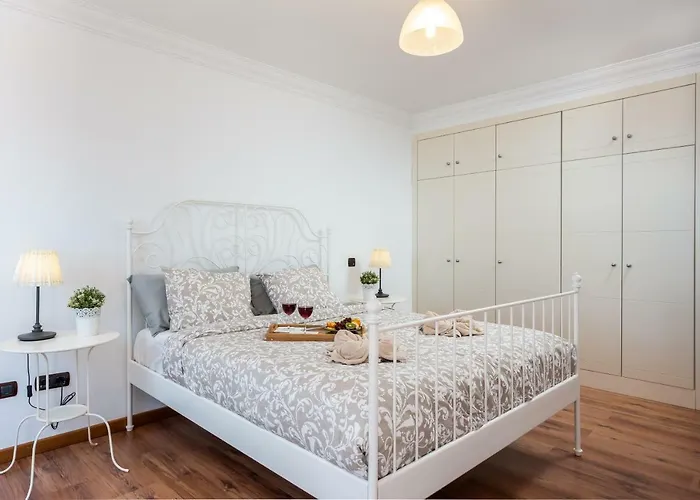 2 Charming Private Pool And Sea View